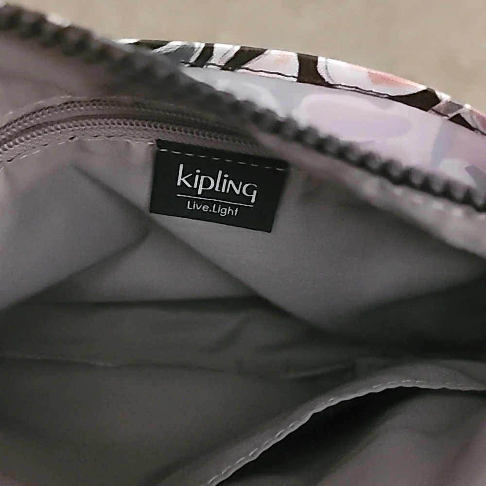 Kipling Sebastian - Picture 4 of 8